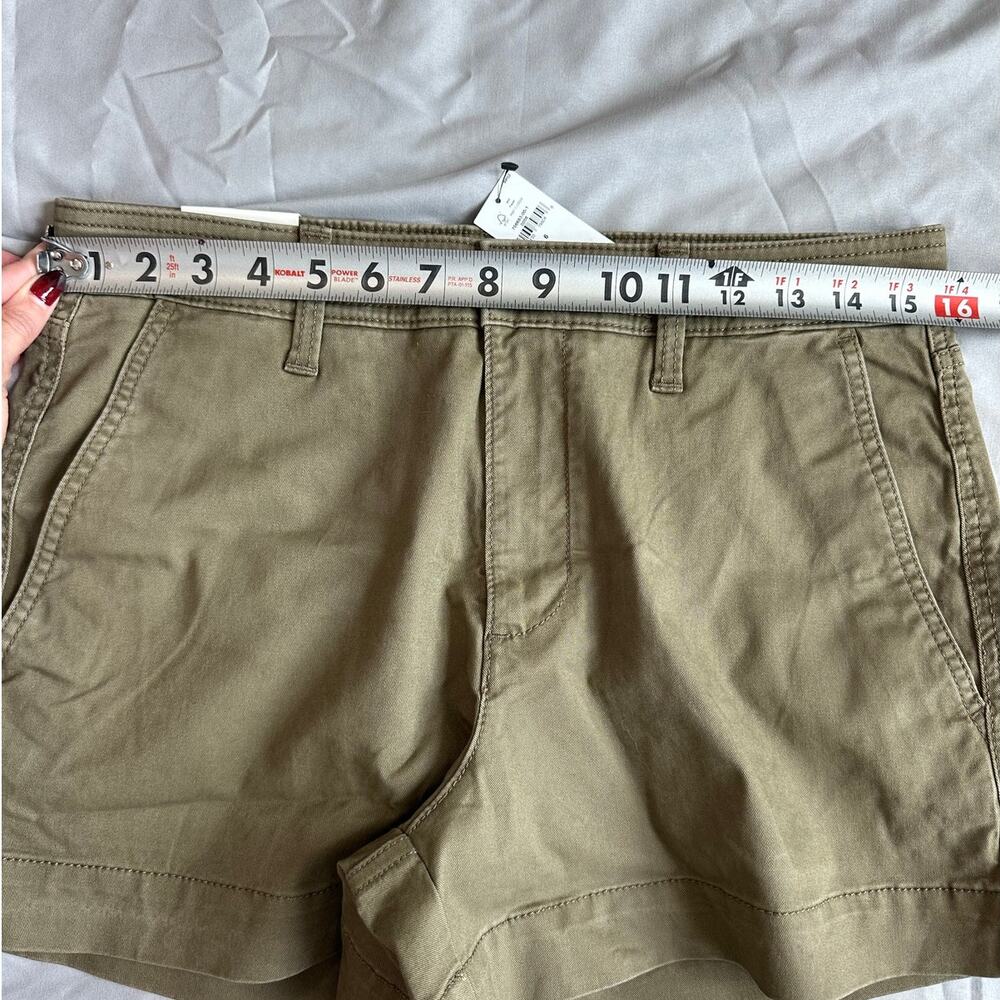 Banana Republic Military Green, Mid Rise, Chino/Khaki Shorts NWT- 6 - Picture 7 of 10